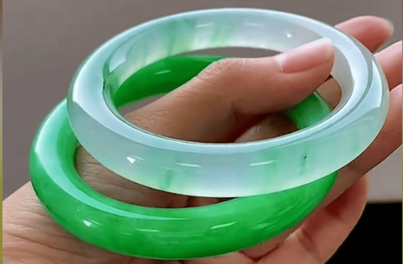 Beyond the Basics Decoding Myanmar Jadeite's Zhong, Shui, Se, Gong for the Modern Collector