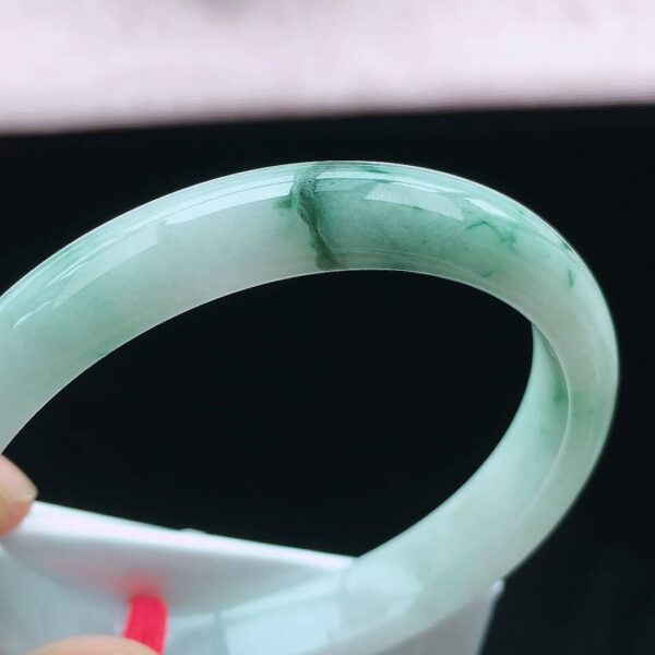 Perfect Natural Myanmar Icy Floating Flower Concubine Jadeite Bangle, size 53mm.