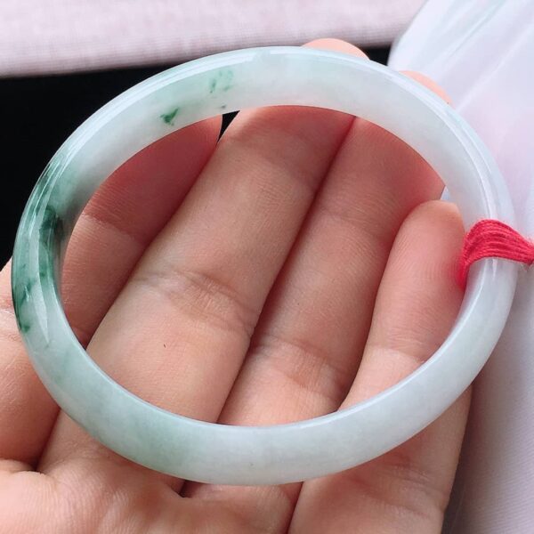 Perfect Natural Myanmar Icy Floating Flower Concubine Jadeite Bangle, size 53mm.